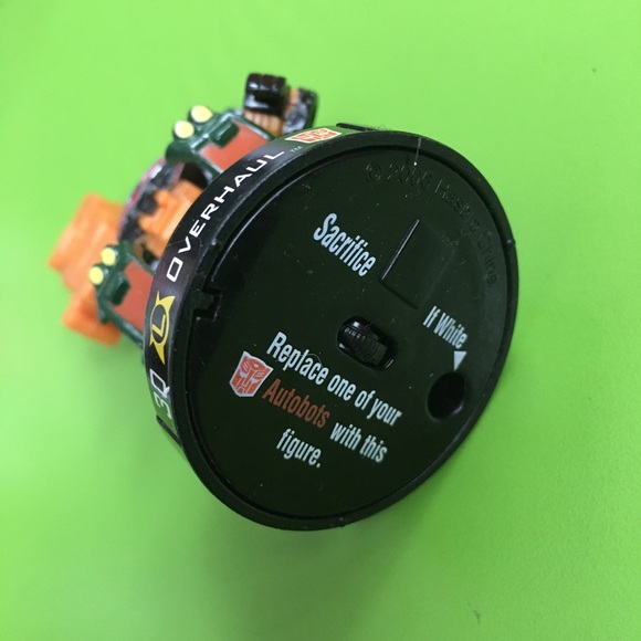 AUTOBOT Attacktix battle action figure piece 2005 HASBRO 30 overhaul sacrifice - Picture 3 of 6